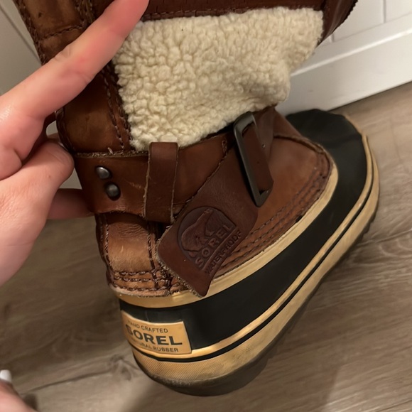 WARM BOOTS - Picture 4 of 4